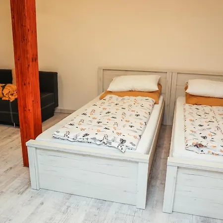 Levendulás Tanya - Jakuzzi és Medence Szarvas