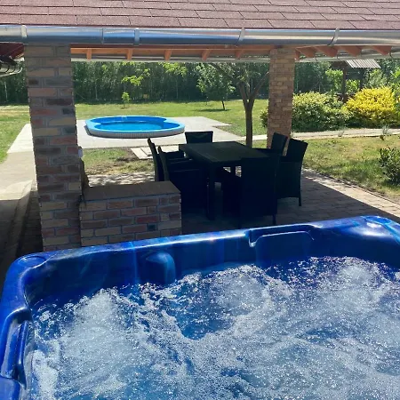 Levendulás Tanya - Jakuzzi és Medence * Szarvas